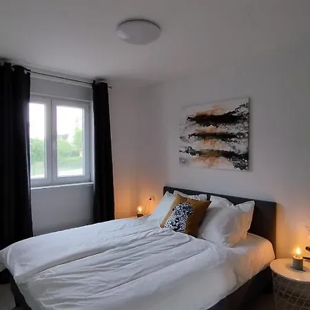Apartman Karlo Apartment